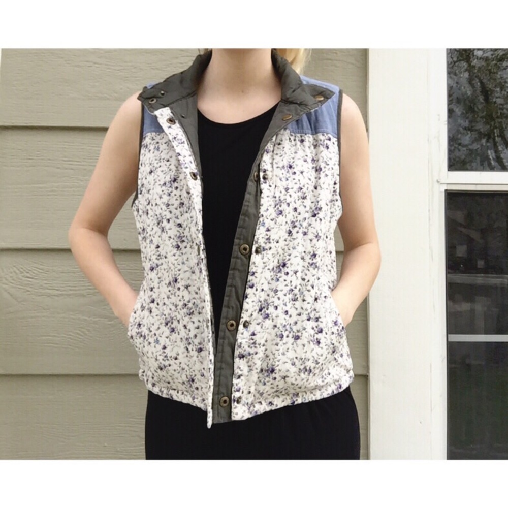 Element reversible green floral winter fall vest small - Picture 4 of 5